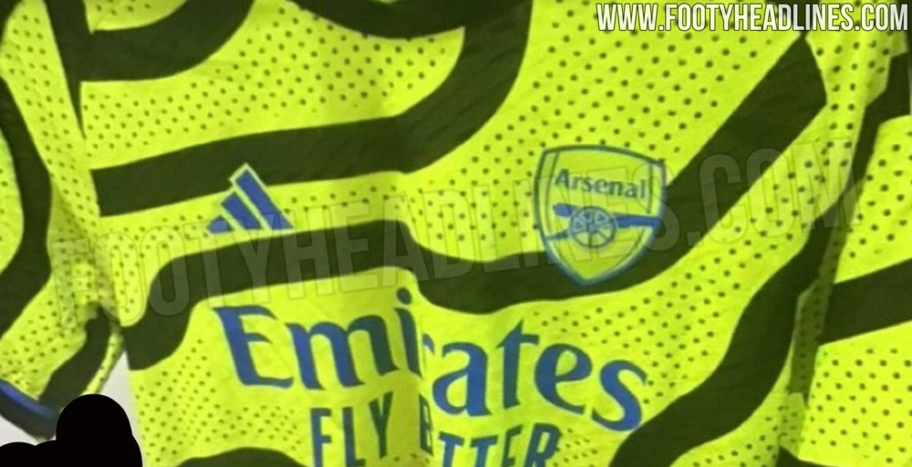 Footy Headlines: Arsenal 2023/24 Away Kit LEAKED